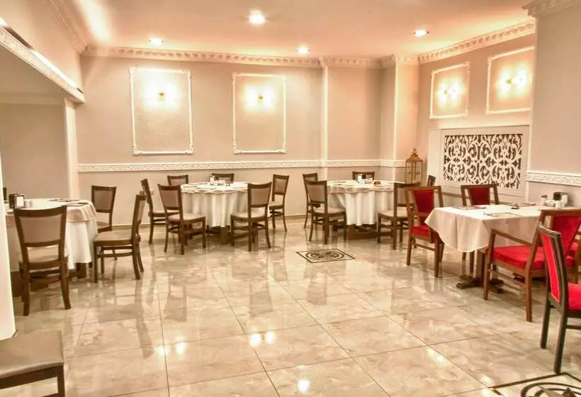 Fotos del hotel Santa Pera:  13