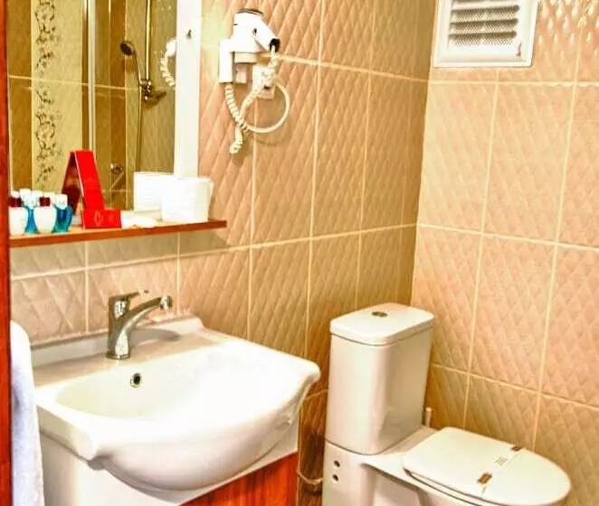 Fotos del hotel Santa Pera:  11