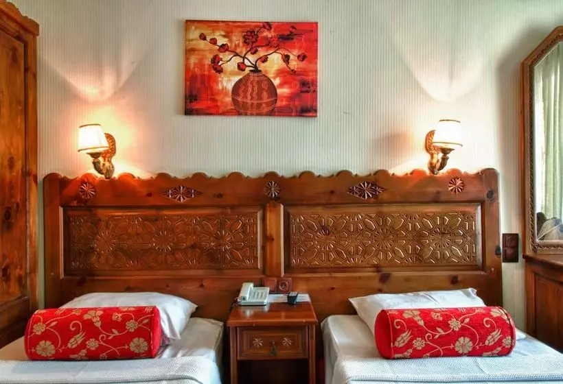 Fotos del hotel Santa Pera:  24