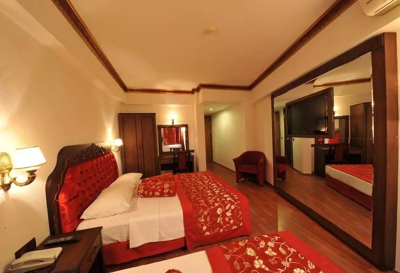 Fotos del hotel Santa Pera:  14