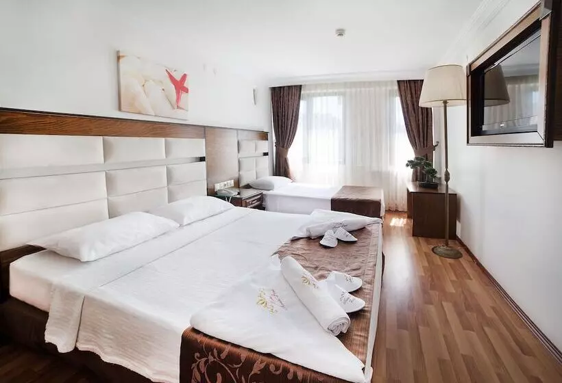 Fotos del hotel Santa Pera:  19