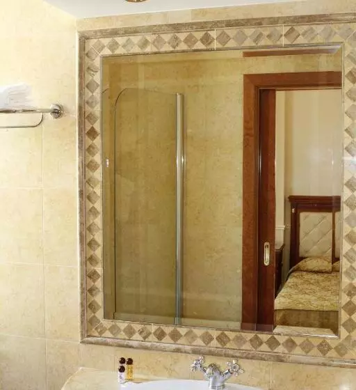 Fotos del hotel Villa Pinciana:  17