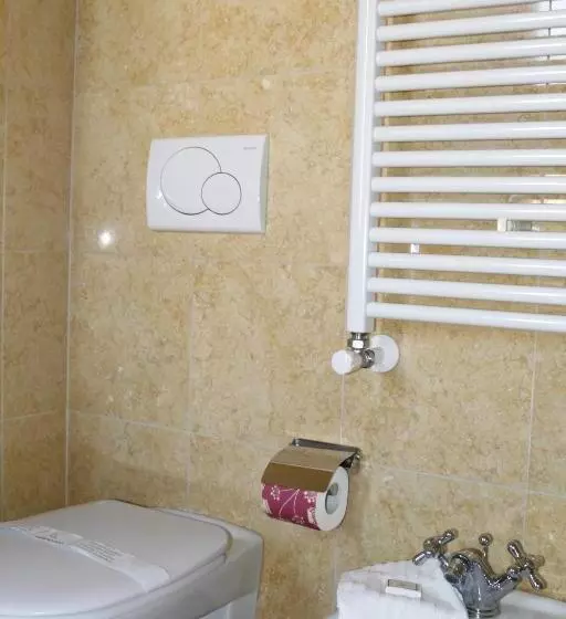 Fotos del hotel Villa Pinciana:  18