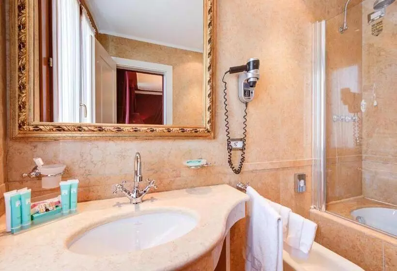 Fotos del hotel Al Duca Di Venezia:  3