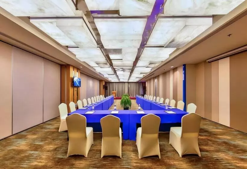 Fotos del hotel Holiday Inn Express Dalian City Centre, An Ihg:  12