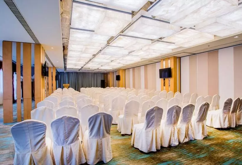 Fotos del hotel Holiday Inn Express Dalian City Centre, An Ihg:  17