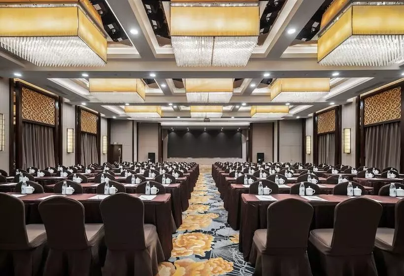 Fotos del hotel Minshan Lhasa Grand:  14