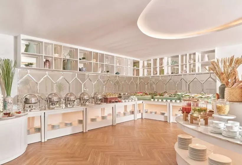 Fotos del hotel May:  7