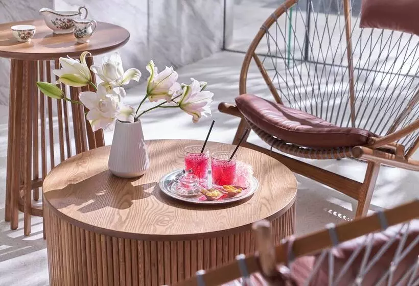 Fotos del hotel May:  11