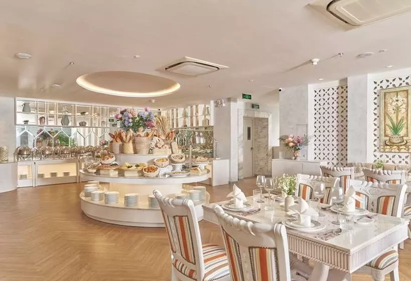 Fotos del hotel May:  3