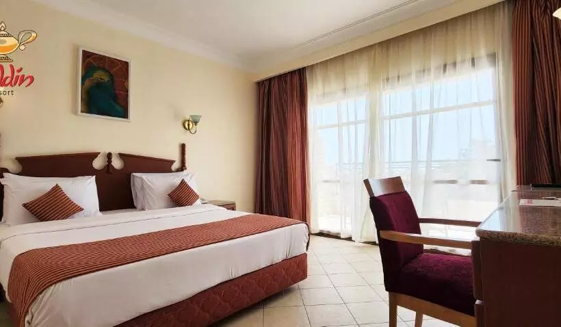 Fotos del hotel Aladdin Beach Resort:  18