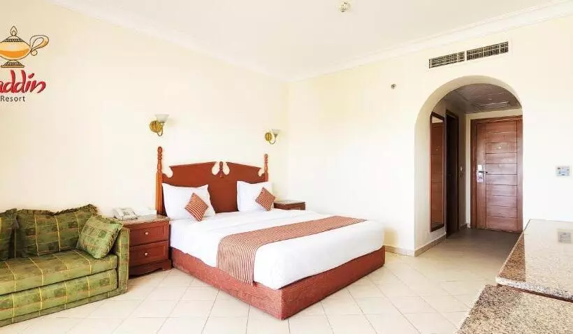 Fotos del hotel Aladdin Beach Resort:  6