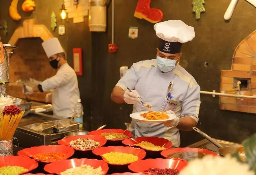 Fotos del hotel Aladdin Beach Resort:  8