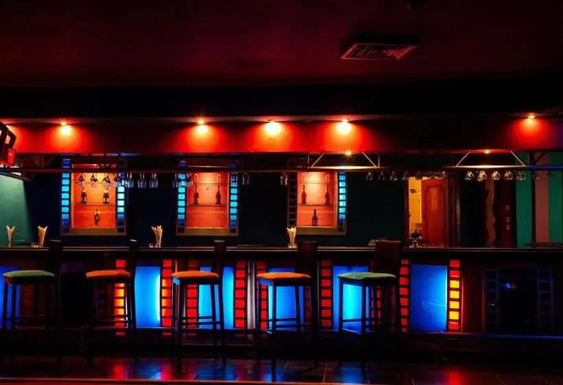 Fotos del hotel Aladdin Beach Resort:  6