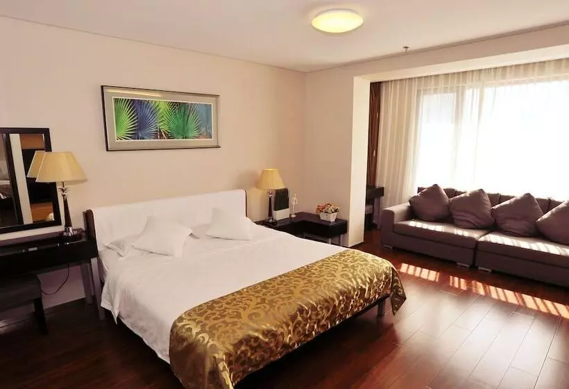 Fotos del hotel Qingdao Housing International Hotel:  7
