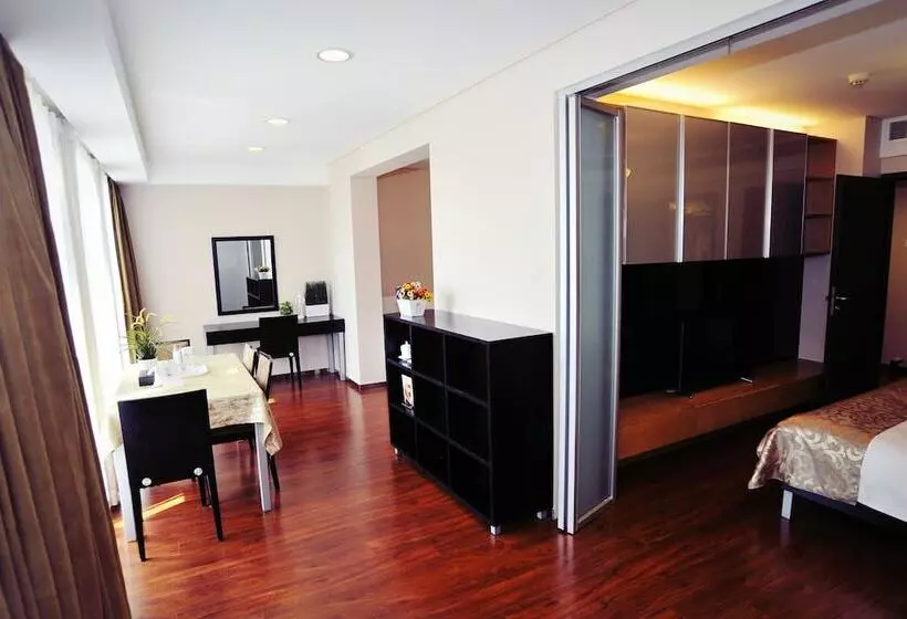 Fotos del hotel Qingdao Housing International Hotel:  3