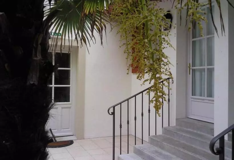 Fotos del hotel Hôtel Georges Vi:  25