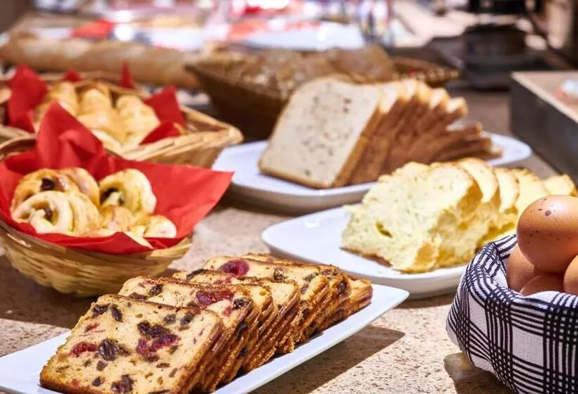 Fotos del hotel Hôtel Georges Vi:  13