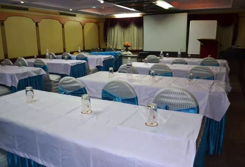 Fotos del hotel Chandra Inn:  6