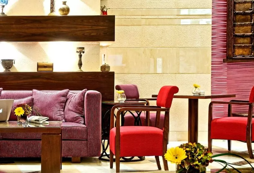 Fotos del hotel Grand Regal:  4