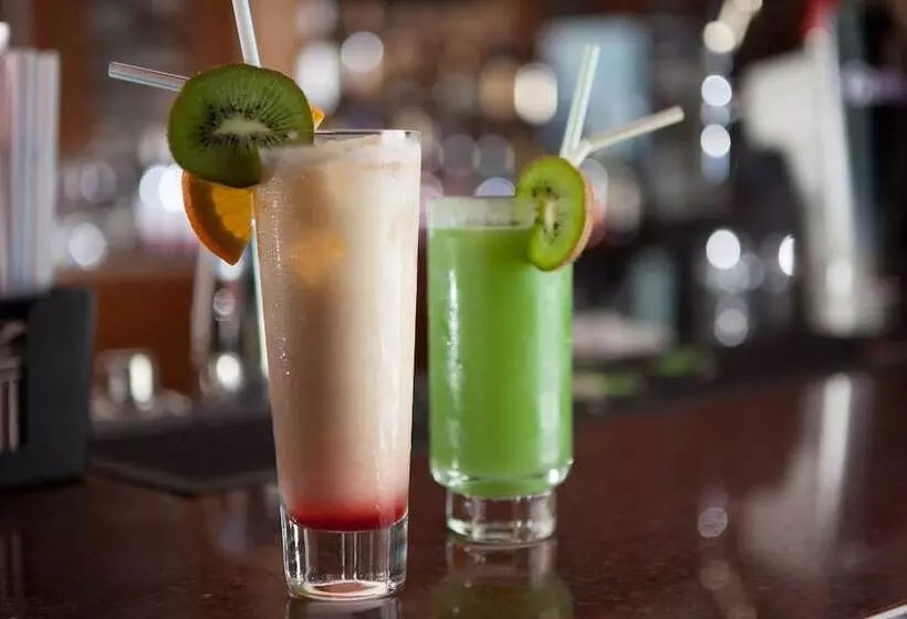 Fotos del hotel Grand Regal:  8