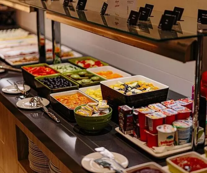 Fotos del hotel Holiday Inn Belgrade, An Ihg:  4