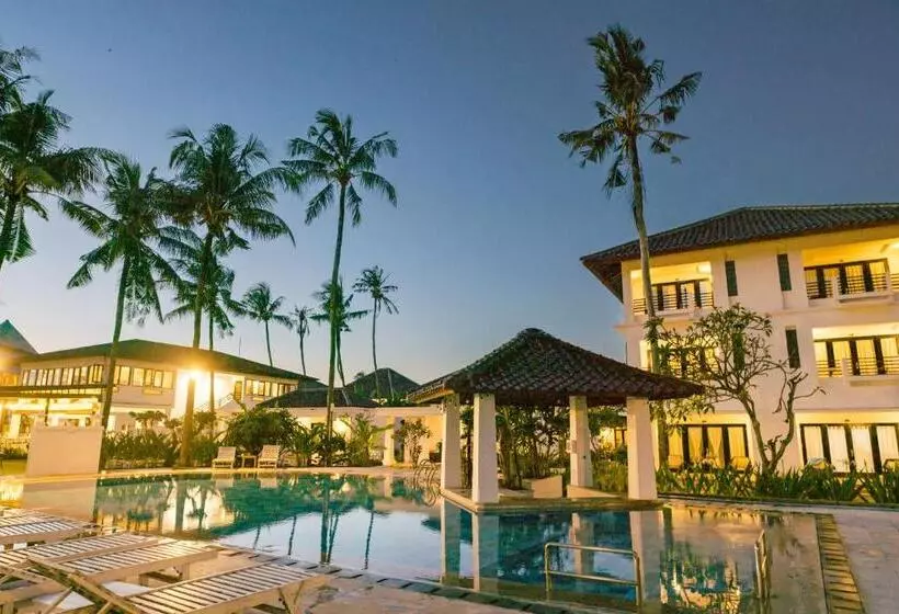 Fotos del hotel Legong Keraton Beach:  11