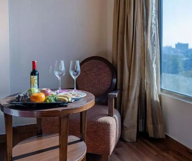 Fotos del hotel Royal Orchid Central Jaipur, Bani Park:  10