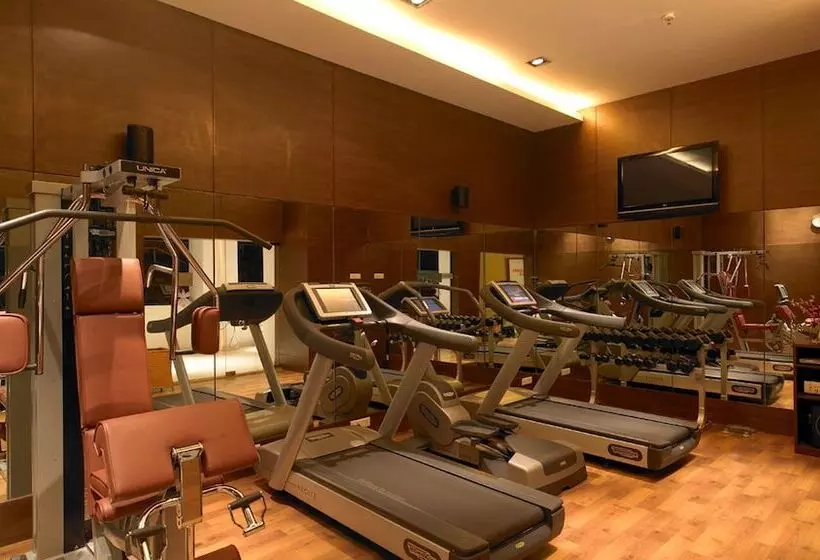 Fotos del hotel Royal Orchid Central, Pune:  3