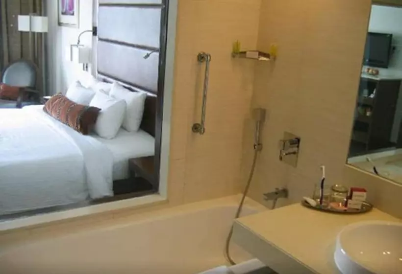 Fotos del hotel Royal Orchid Central, Pune:  24