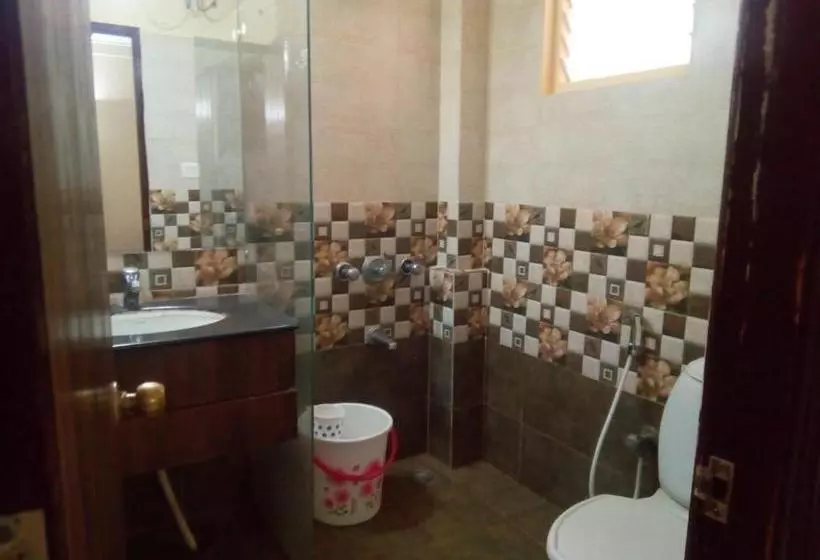 Fotos del hotel Samruddhi Suites:  5