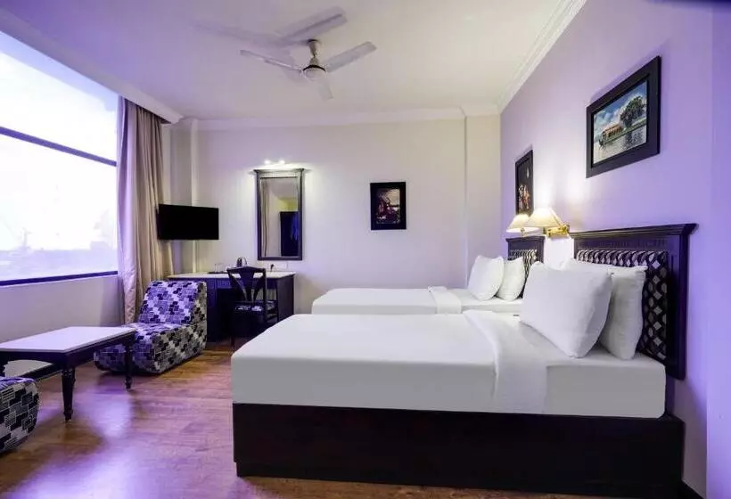 Fotos del hotel Harbour View Residency:  18