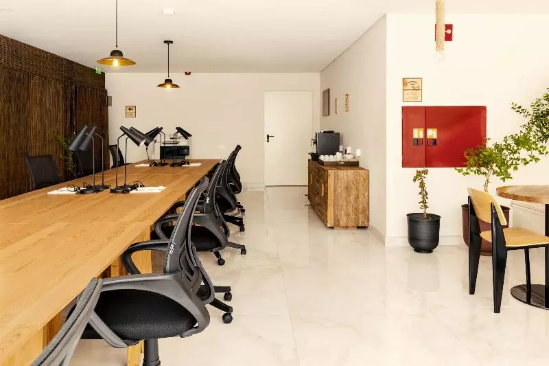 Fotos del hotel Selina Evora:  7