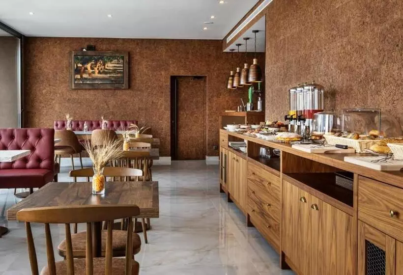 Fotos del hotel Selina Evora:  24