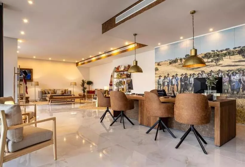 Fotos del hotel Selina Evora:  18