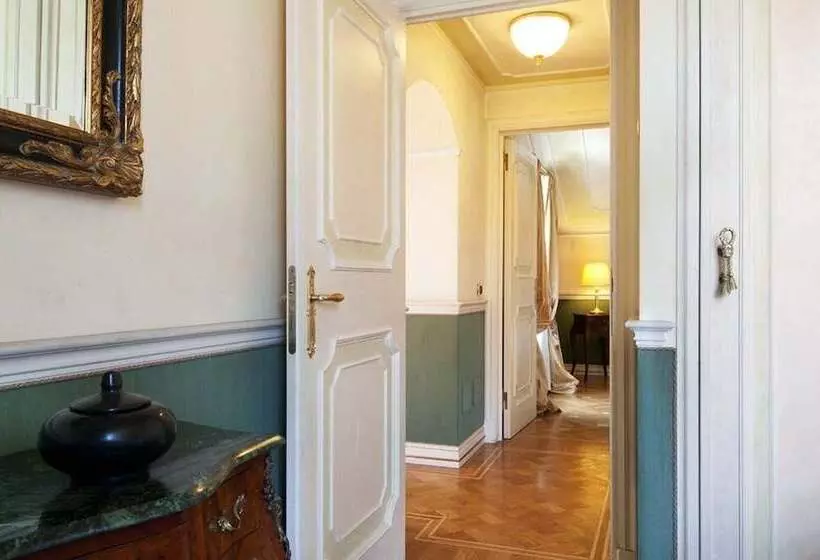 Fotos del hotel Petit Palais  De Charme:  2