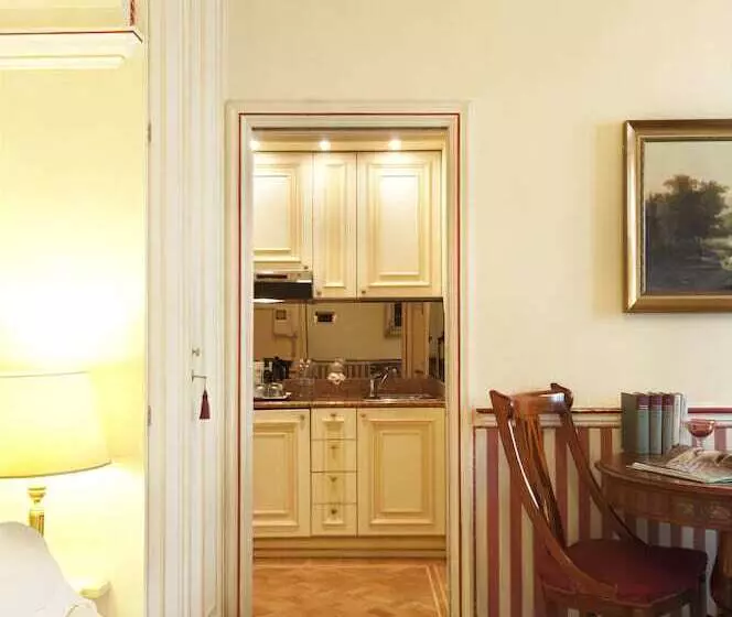 Fotos del hotel Petit Palais  De Charme:  17