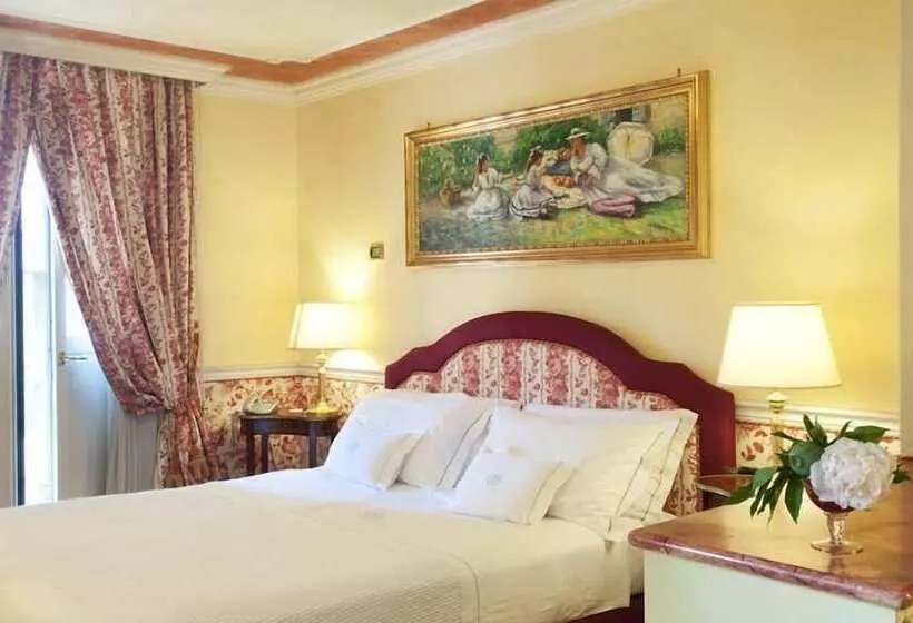 Fotos del hotel Petit Palais  De Charme:  10