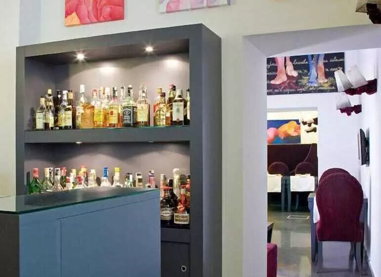 Fotos del hotel Albergo Palazzo Decumani:  25