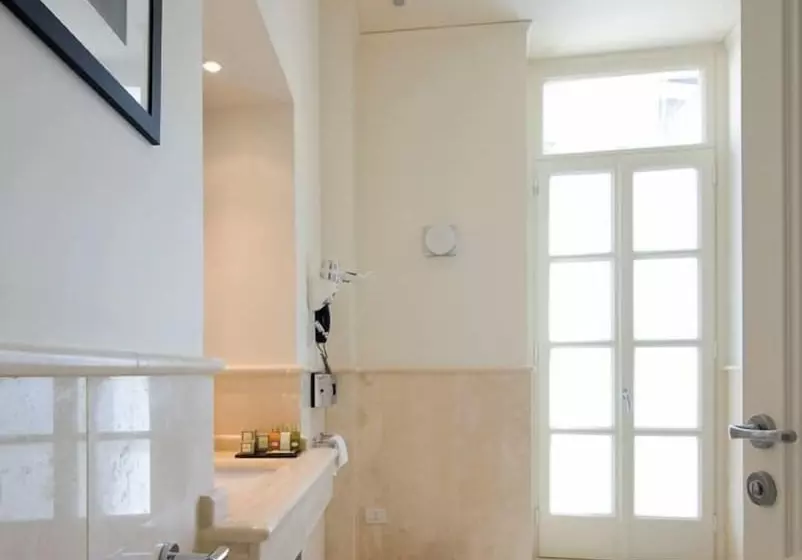 Fotos del hotel Albergo Palazzo Decumani:  7