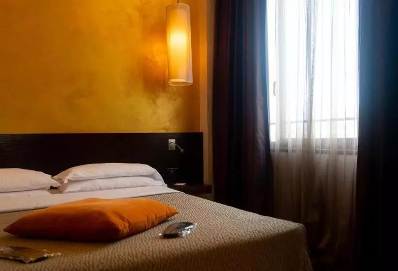 Fotos del hotel Re Di Roma:  20