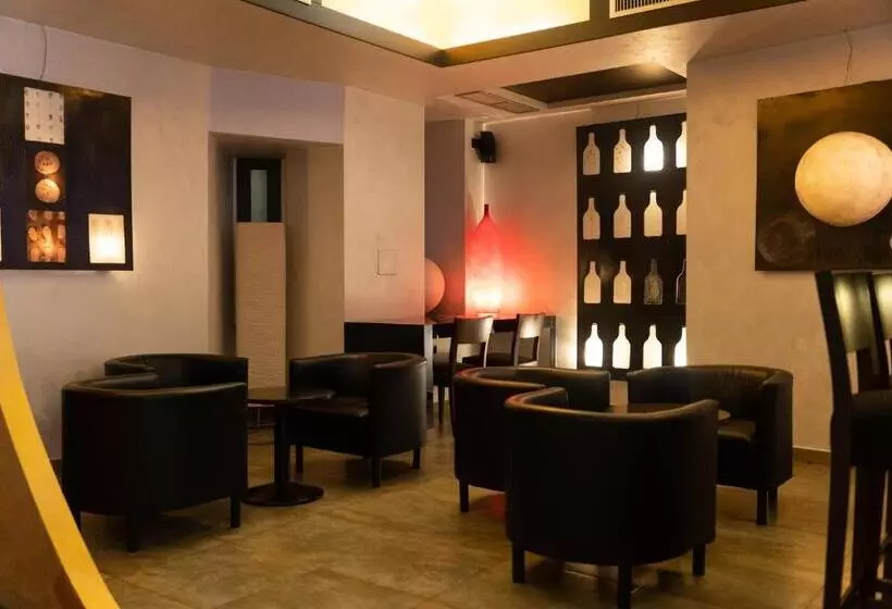 Fotos del hotel Re Di Roma:  16