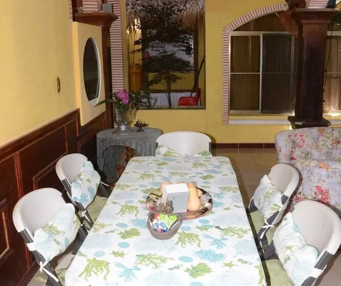 Fotos del hotel Aloha:  5