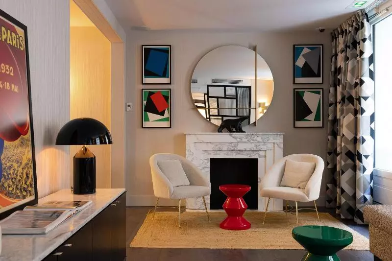 Fotos del hotel Moderniste:  6