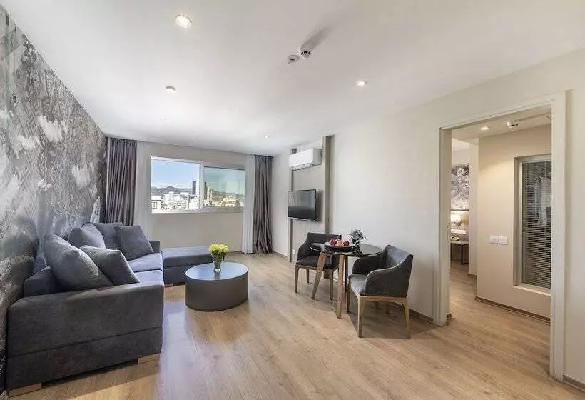 Fotos del hotel Almond Business:  7