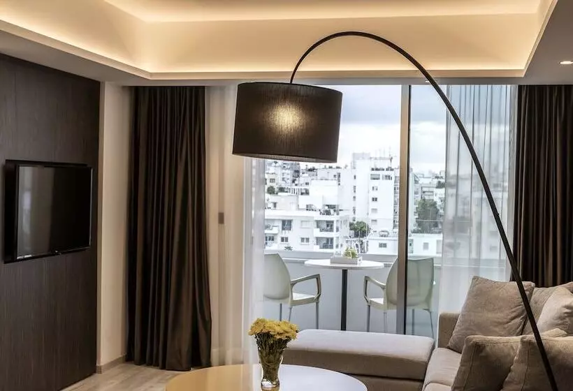 Fotos del hotel Almond Business:  10