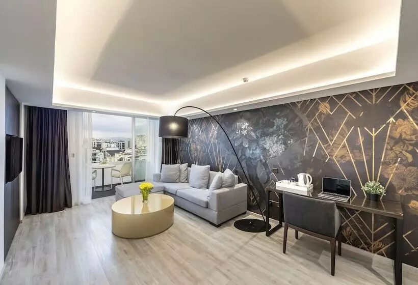 Fotos del hotel Almond Business:  8