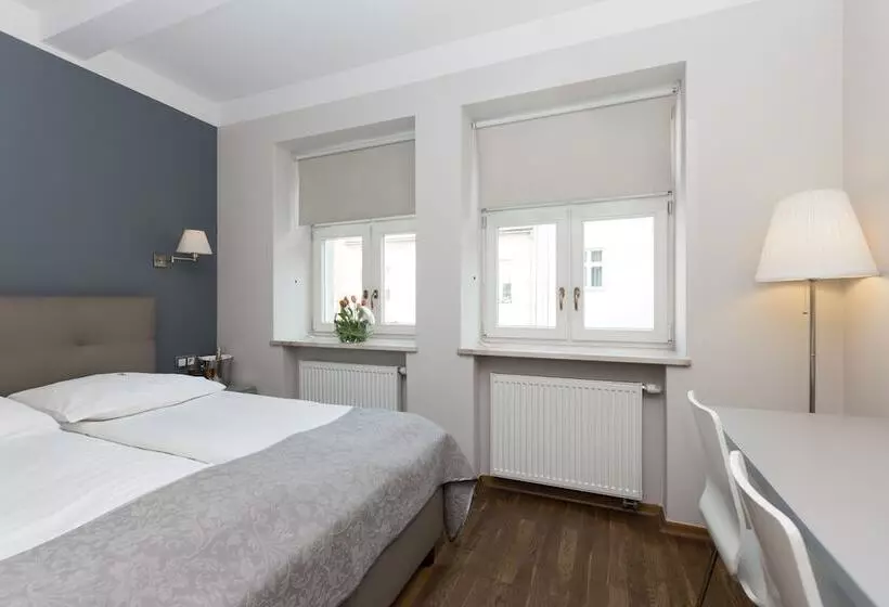 Fotos del hotel Floryan Old Town:  24