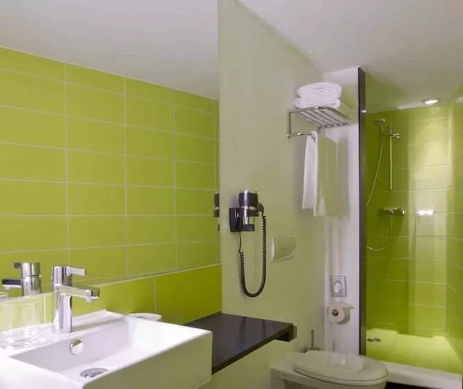 Fotos del hotel Gat Point Charlie:  8