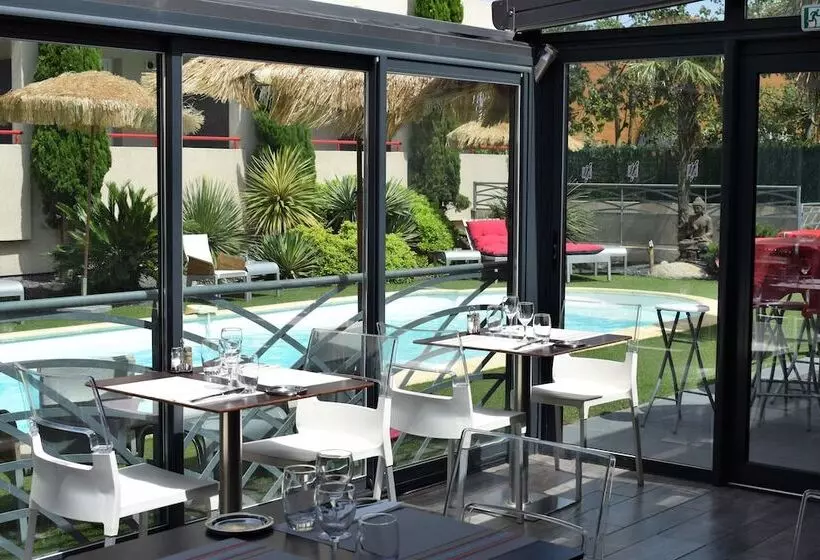 Fotos del hotel Logis Hôtel La Fauceille:  9